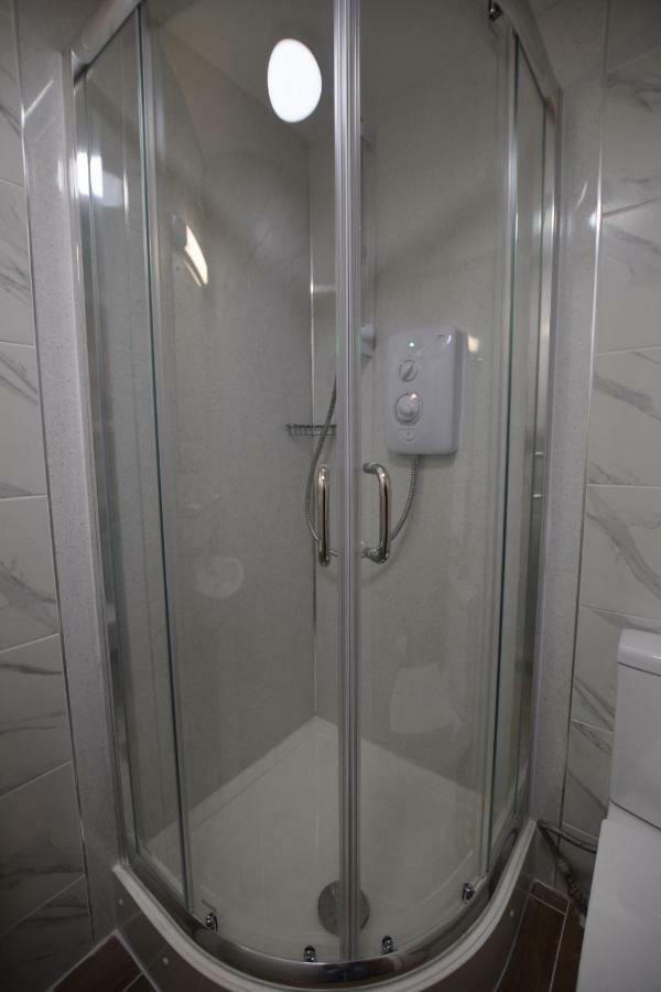 Premierlux Serviced Apartments Ilford Exterior photo