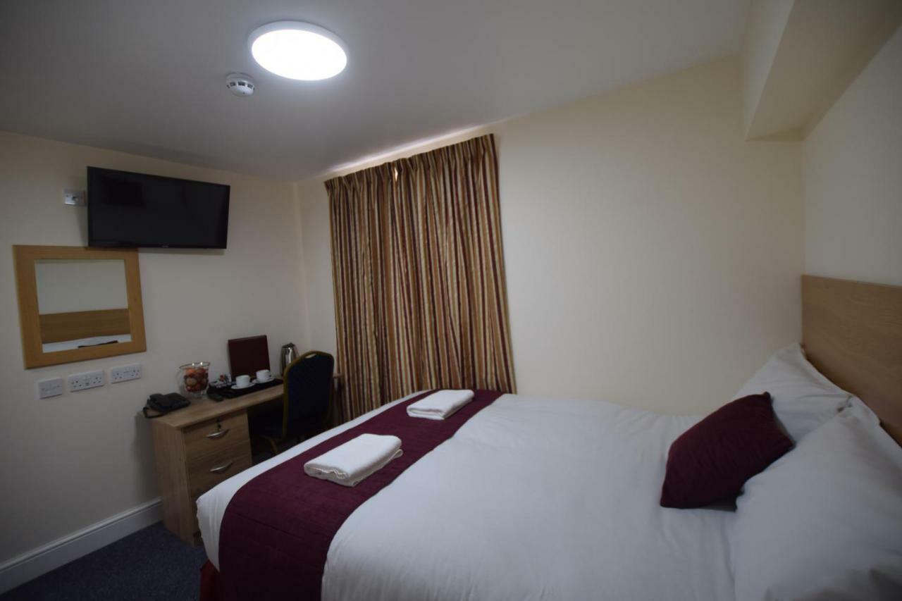 Premierlux Serviced Apartments Ilford Exterior photo