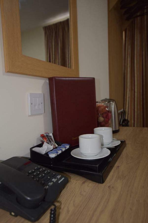 Premierlux Serviced Apartments Ilford Exterior photo