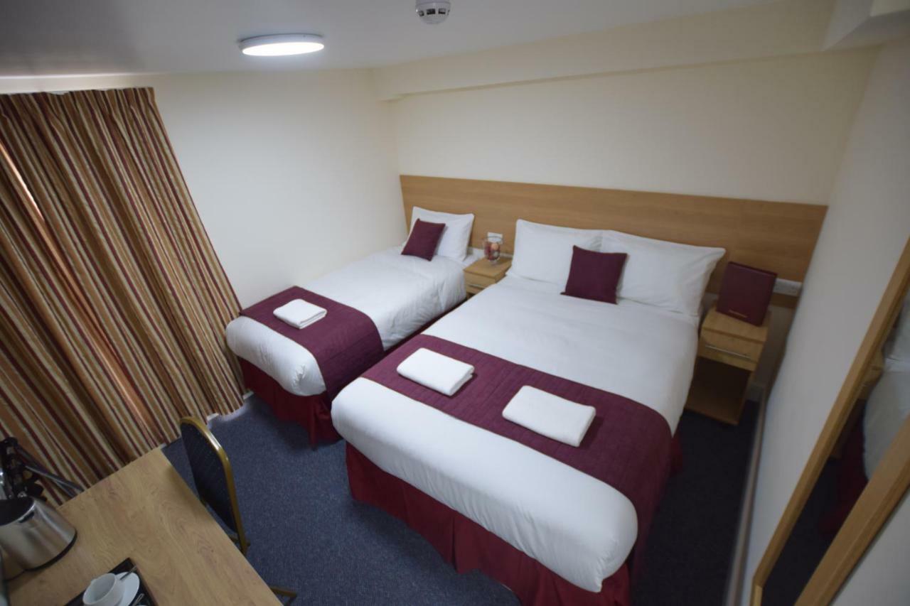 Premierlux Serviced Apartments Ilford Exterior photo