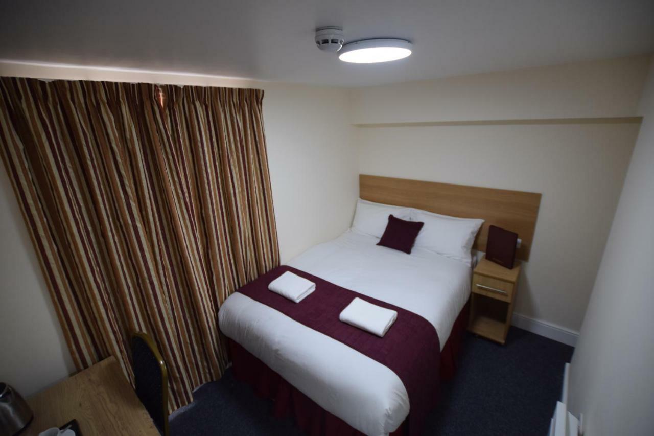 Premierlux Serviced Apartments Ilford Exterior photo