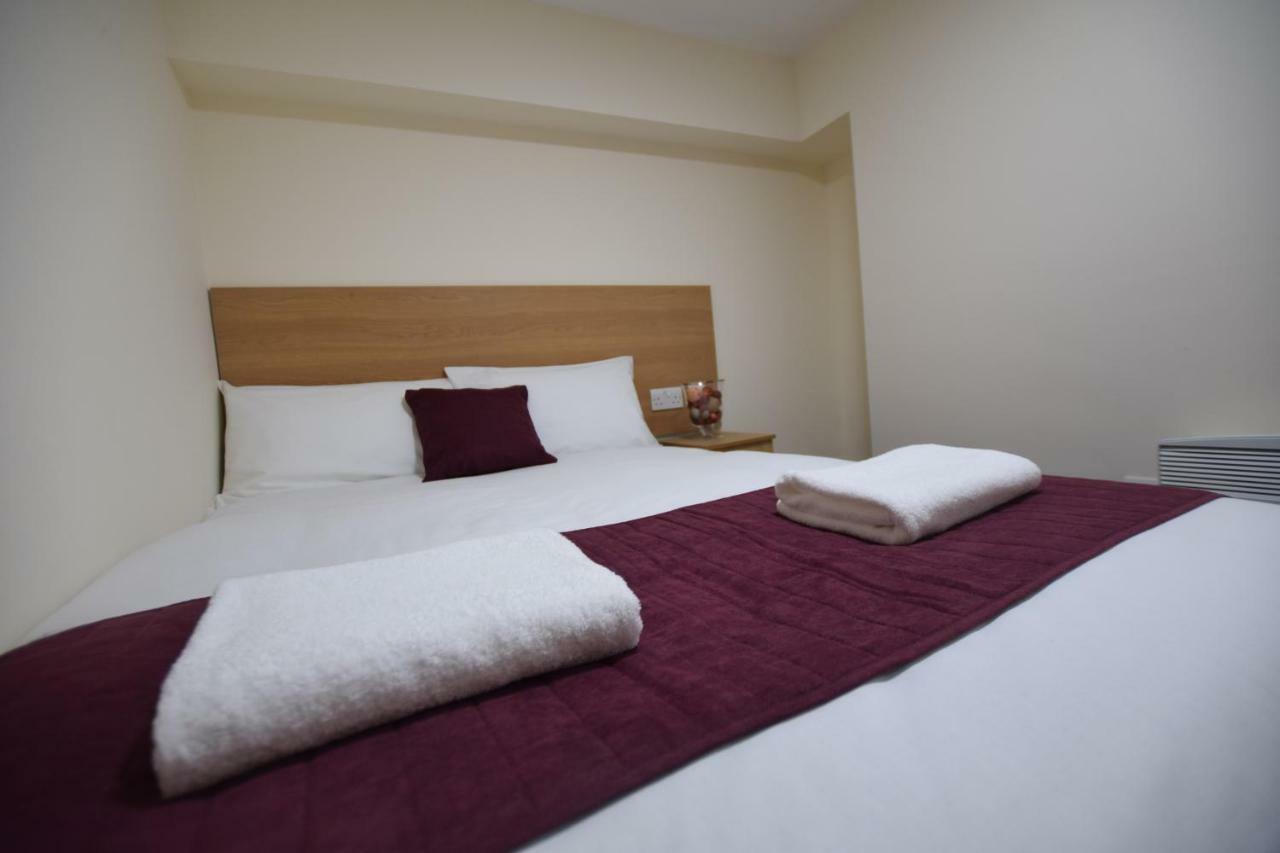 Premierlux Serviced Apartments Ilford Exterior photo
