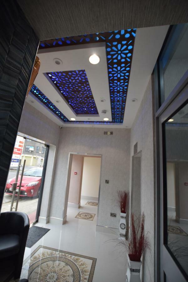 Premierlux Serviced Apartments Ilford Exterior photo