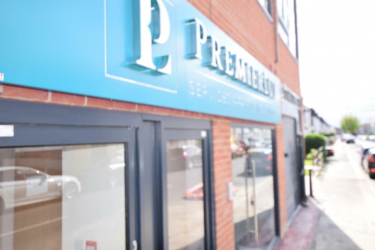 Premierlux Serviced Apartments Ilford Exterior photo
