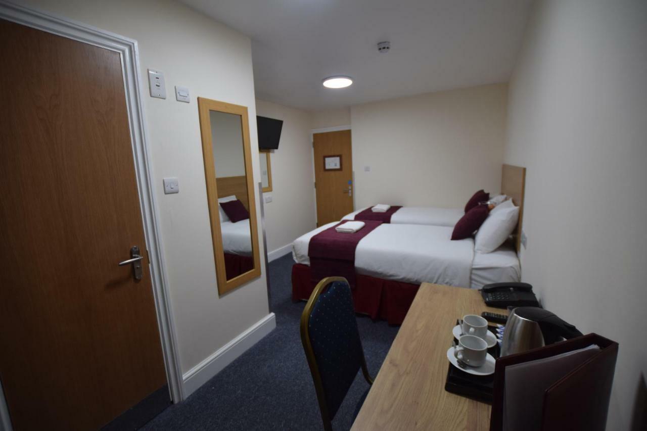 Premierlux Serviced Apartments Ilford Exterior photo